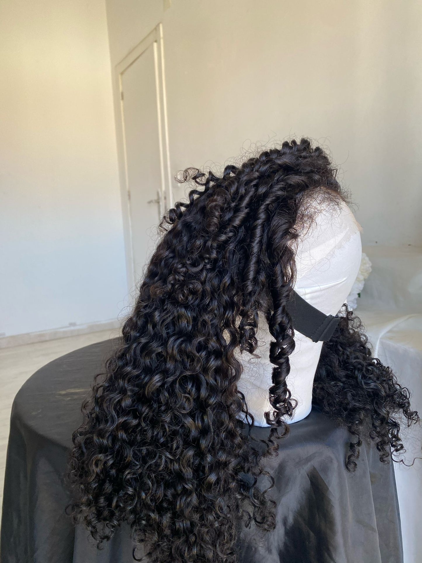 Spanish Curl (Realistic Pre-Custom)